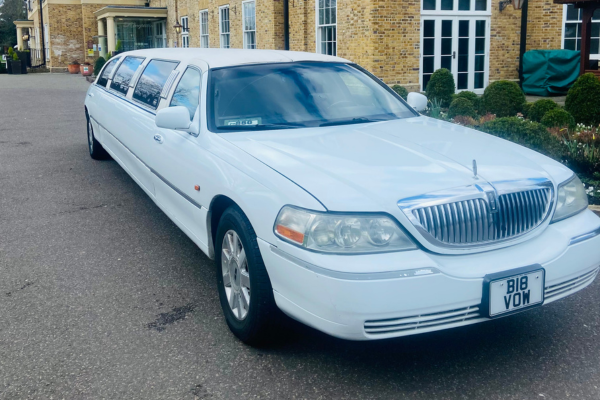 American Limousine Prom Season